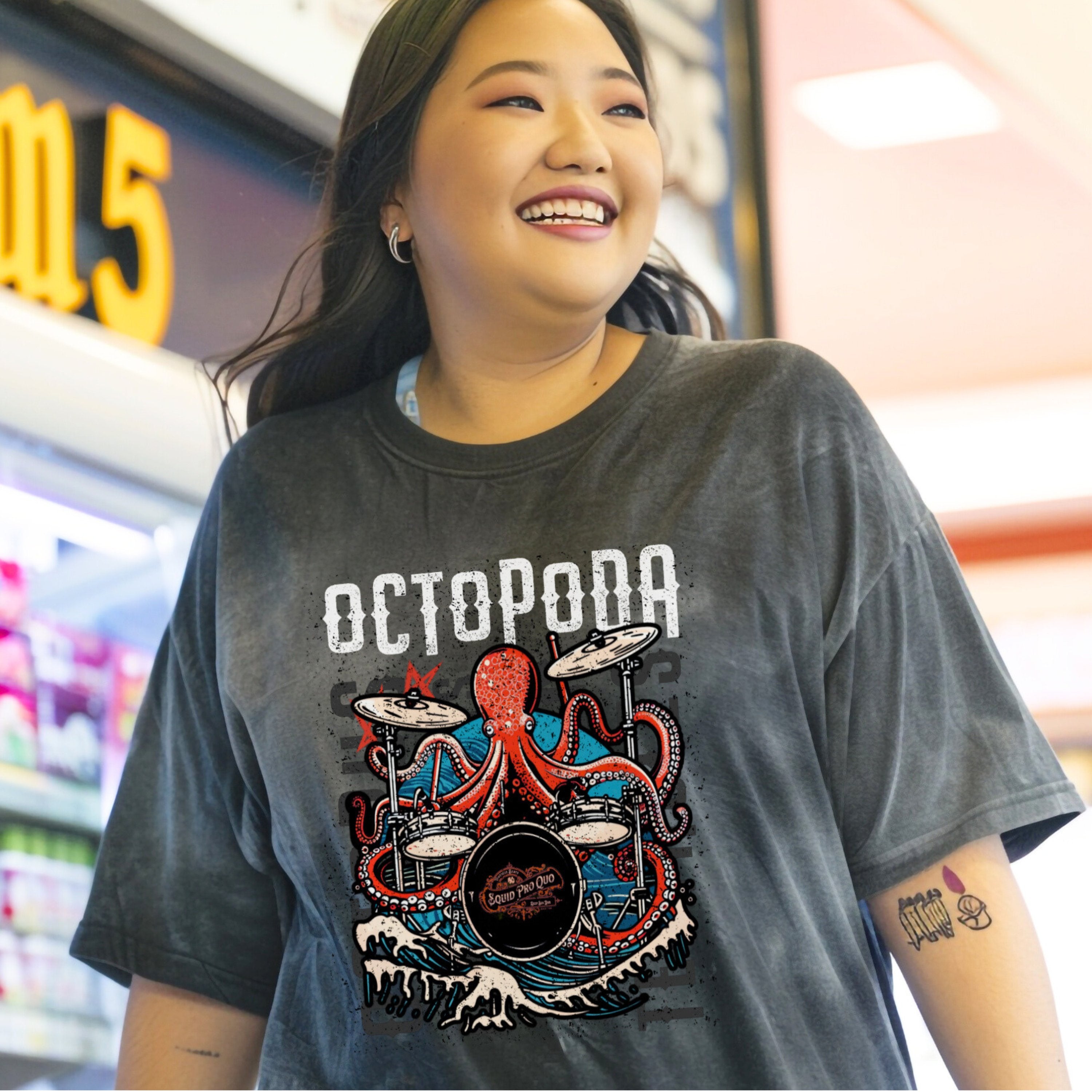 Octopoda Drummer Octopus Band Shirt, Marine Biology Fun Bootleg Shirt, Gift for Music Lover - T - Shirt - Chromatic Safari - Pepper - S